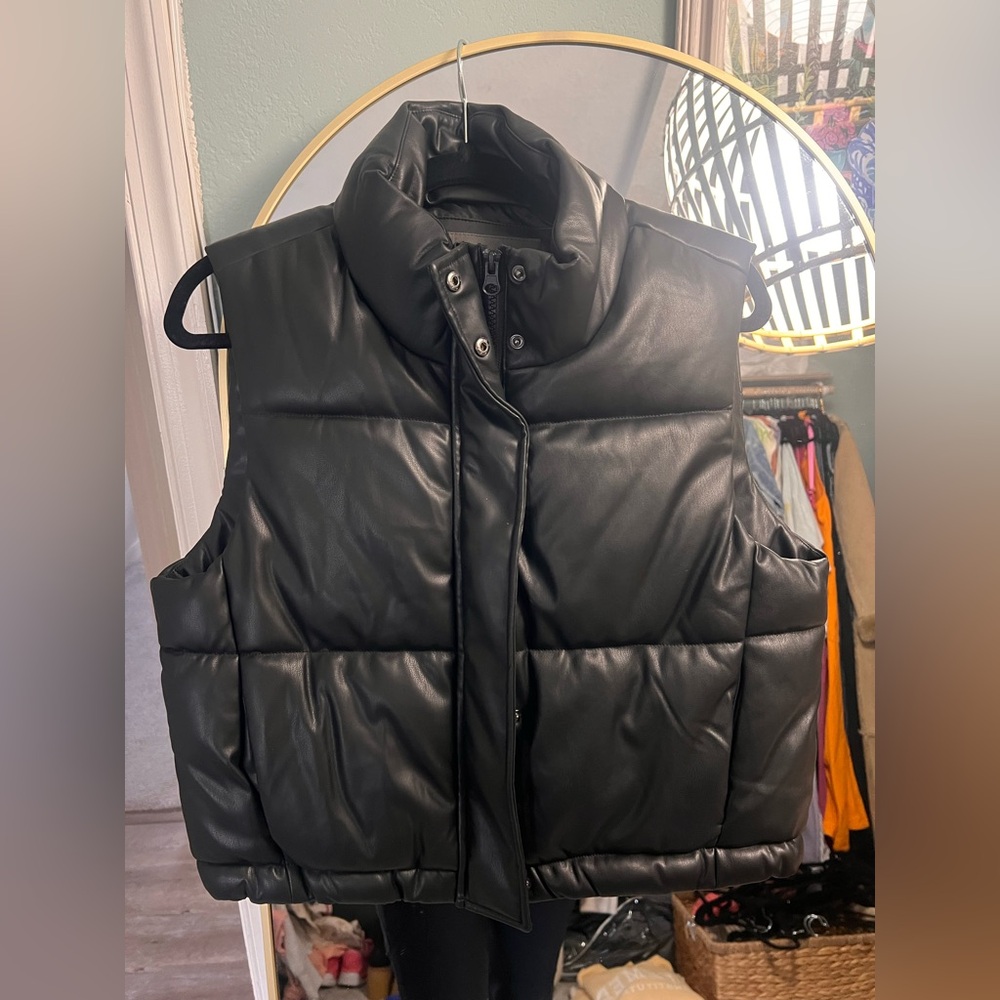 Ci Sono black puffer vest